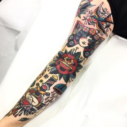 old-school-tattoos:Done by Dani Queipo (@daniqueipo) at Seven Doors Tattoo, London