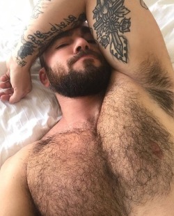 Hairysweatysmelly