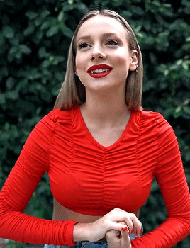 Voir un profil - Theodora Pasquier 0bada75a43fe17dda9a9048e37cc7ff15ec11eff