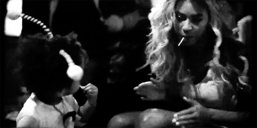 fuckyesbeyonce:  Beyoncé and Blue x Halloween 2013 