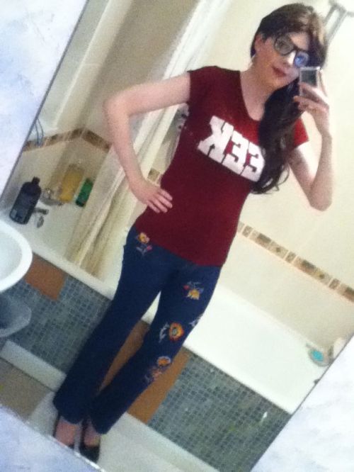 lucy-cd:  More Outfits!  Some aren’t that great, but I love the jeans <3