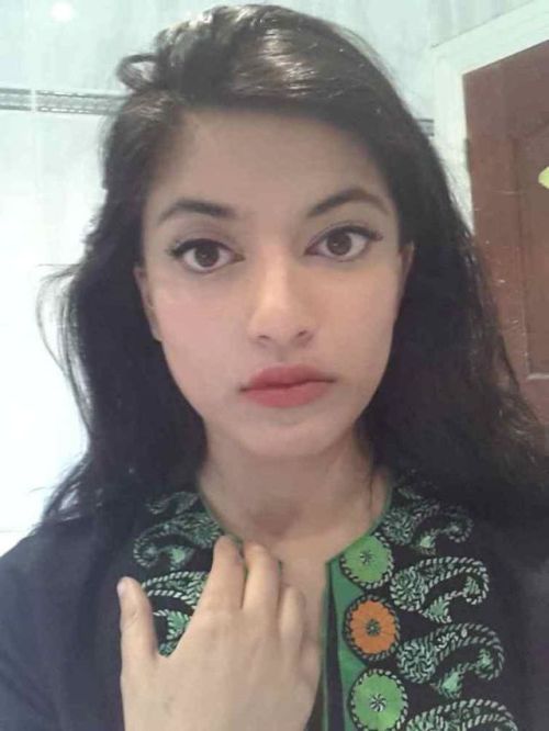 indianpakibabes: gorgeous pakistani babe expose part ½