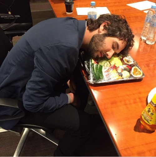 fuckyeahjoshgroban: Josh was on @sunriseon7 today, July 22.