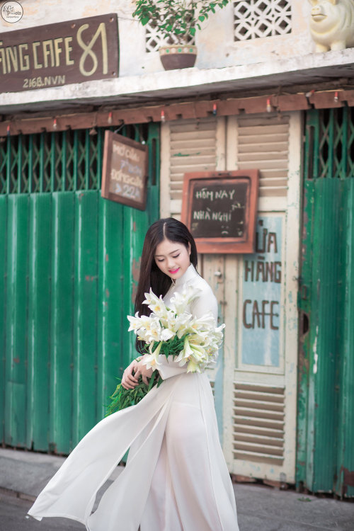  Vietnamese long dress (Ao dai) bởi Beauty Collection Qua Flickr: Photo backup https://flic.kr/s/aHs