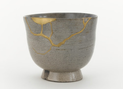 sixpenceee:  Kintsugi or Kintsukuroi is a Japanese technique of repairing broken pottery with lacquer or resin mixed with powdered gold. They believe that when something’s suffered damage and has a history it becomes more beautiful. 