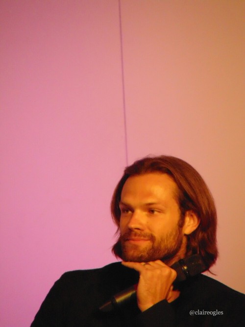 mishas-sexhair:pure unadulterated sexiness as modelled by Jared Padalecki!