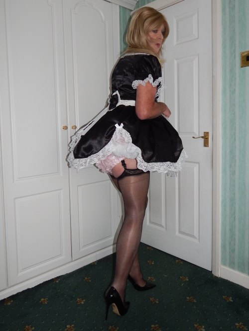 Sissy maid