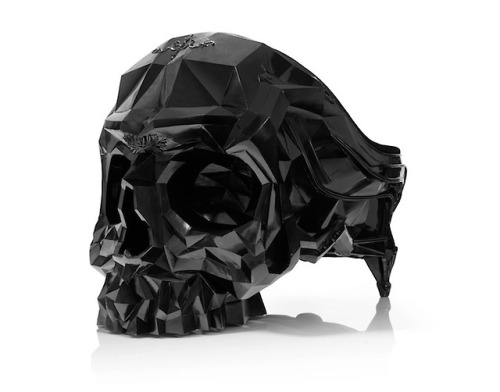 gaksdesigns:  Skull Armchair   adult photos