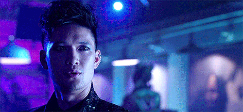 neryskiras: 30 Days of LGBT+ Characters | Day 22 - Magnus Bane (Shadowhunters) I fall in love with t