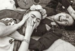 xizv:  “Nothing is worth more than laughter. It is strength to laugh and to abandon oneself, to be light. Tragedy is the most ridiculous thing.” Frida.Frida kahlo &amp; Chavela vargas.