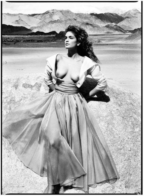 bart-73:angelomisterioso: Cindy Crawford by Patrick Demarchelier    