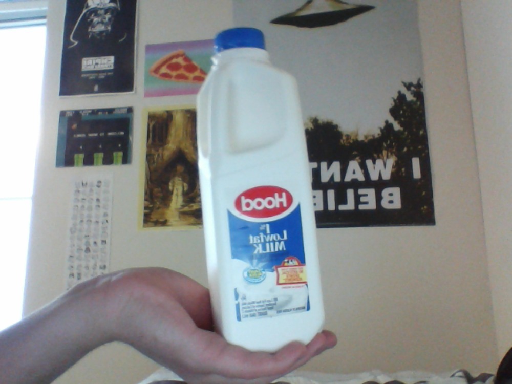 nightofthelivingched:  nightofthelivingched:  GIVEAWAY: A WHOLE THING OF MILK GET