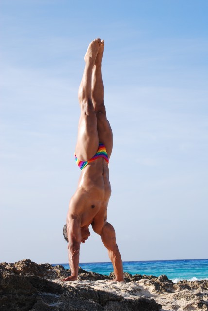 jockbeach:  http://jockbeach.tumblr.com