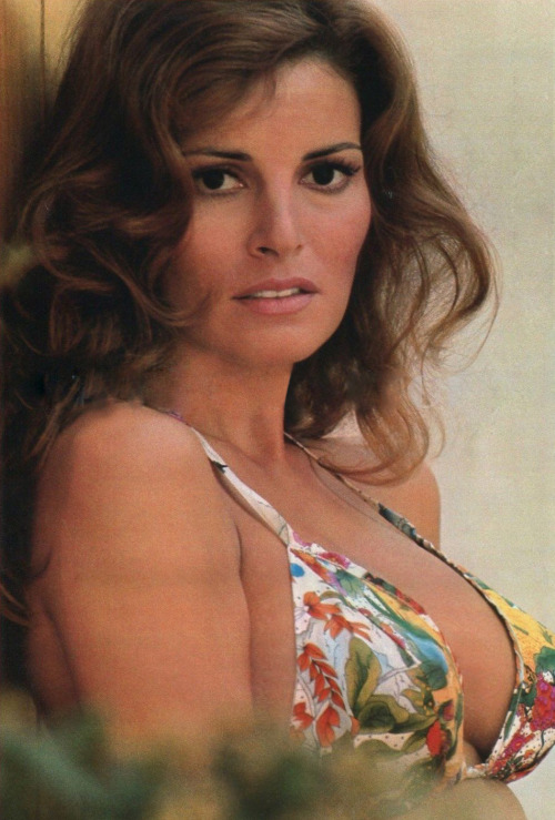 One of the Queens of the Big70s, the timeless Raquel Welch.