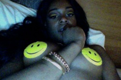 britney666spears:  azealiabanks:  :)  omg are those stickers did it hurt when you took them off are you ok azealia 