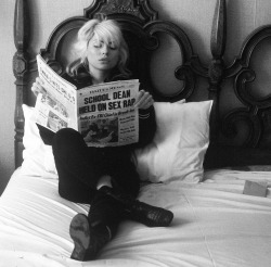 blondie-poedie:  Debbie Harry 