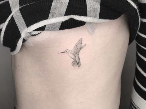 Hummingbird for Victoria today, thanks again! Would love to do more like this ✨ . . . . . #blxckink 