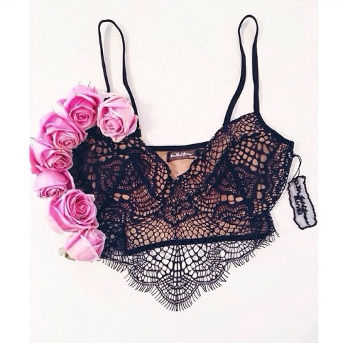 skylarthemodel:  naimabarcelona:  @forloveandlemons  One of my favorite brands.