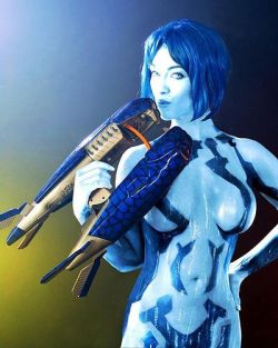 deep13entertainment:  Oh my. Cortana from