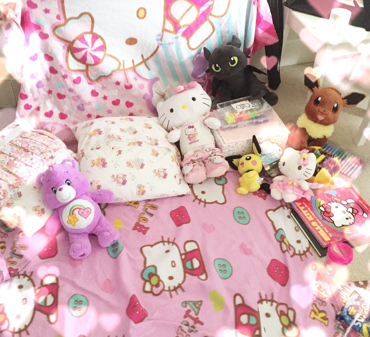 girl&ndash;cat:  I made a blanket nest in the dining room today 💖 