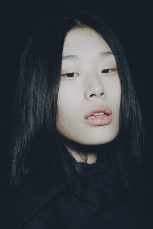 Rick Owens / Fall 2015 / RTW Model: Mengmeng Wei Backstage