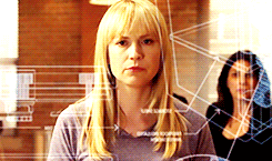 aurora-cormier:Women’s Appreciation Week:  Day One - Favorite Female Lead Leverage - Parker: “Give m