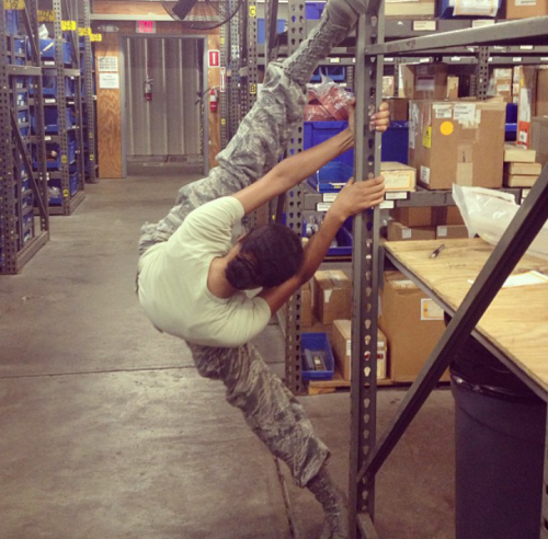 phattygirls:  MILITARY FREAK!