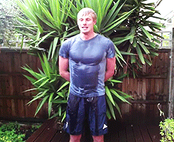 lonelytwoleggedcreatures:  Bradley James’ Ice Bucket Challenge [x] 