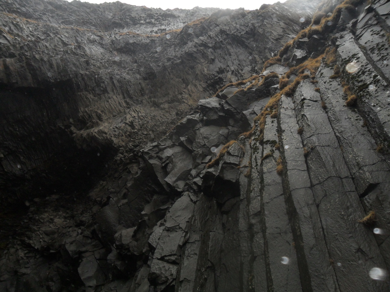 walkingwithmountains:  Basalt columns, Reynisdrangar, Vík, Iceland Taken by me