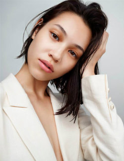 pvrexblogkeleblr:  Kiko Mizuhara