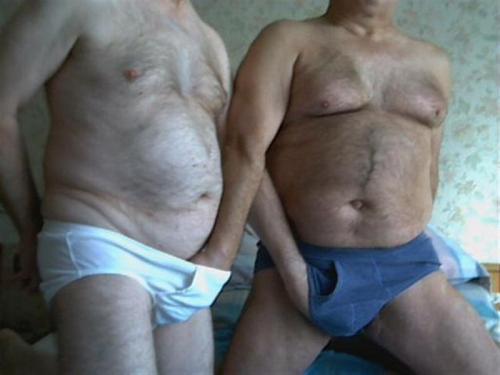 briefsbriefs:  http://briefsbriefs.tumblr.com/