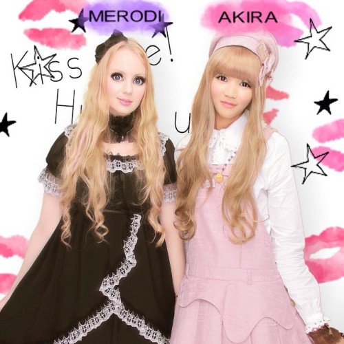 devoncuppycakes:Melody Doll and I miss you! Hurry back to Japanland! #purikura #angelicpretty #moit