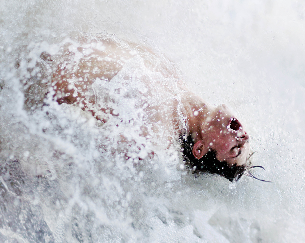 silky-sand:  melisica:  (by alexstoddard)  XXX
