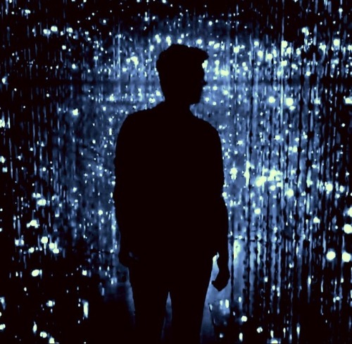 pixelated-phangirl: phil lester, the photographer