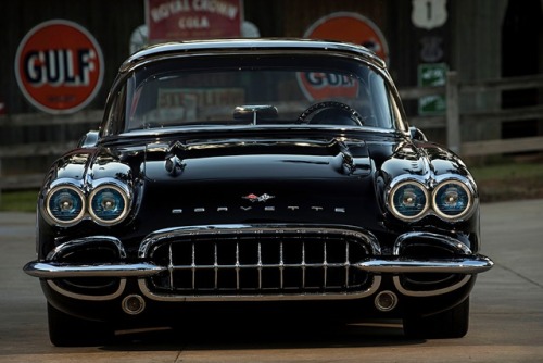 utwo:  ‘61 Chevy Corvette Custom© stephen kim