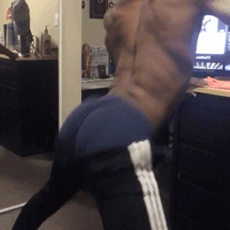 yoshii-hoee:  tj24:  yoshii-hoee:  Verse Nigga 😜  Sexy  😘