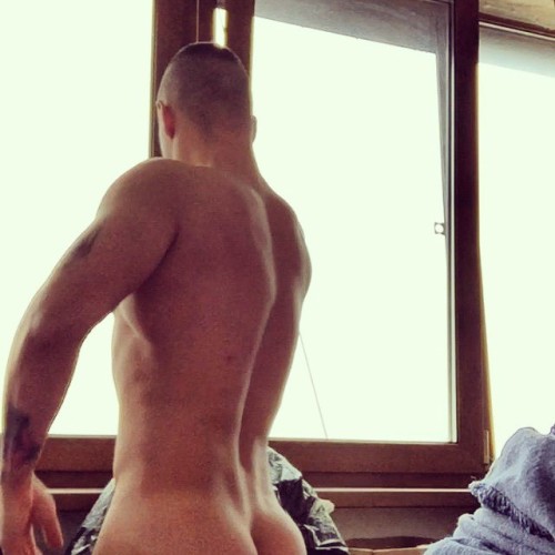 lumbrjax:  Instagram user @timanovskiy http://ift.tt/1EoRLE2 