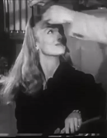 oldhollywood-mylove:    Veronica Lake 1940’s Hairstyle  