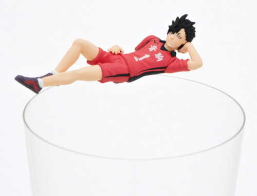 shishido-ryou:  thehype-train:  Haikyu!! Stars Spike to Victory on The Rim of Your Cup   Each drinking companion figure is 540 yen, and the entire box of eight figures costs 4,320 yen. The first release is slated for January.   FUCKING KUROO’S 