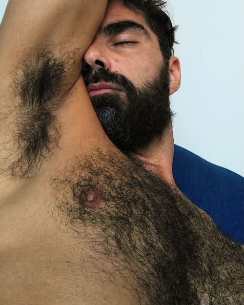 https://64.media.tumblr.com/9ba9efadf6dd986f4a7a262d9c67162e/59835f60614b2509-d8/s500x750/f8582de65a3122df08848c3e48e8835e28ef1b9f.jpg