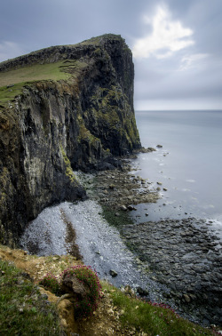 just-breezy:  Neist Point / jamiefg 