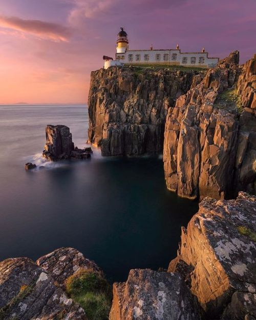 scotianostra:Neist Point Lighthouse