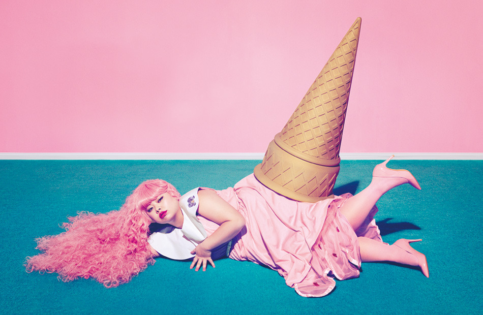 chinesefashionlovers:  http://punyus.jp/ 