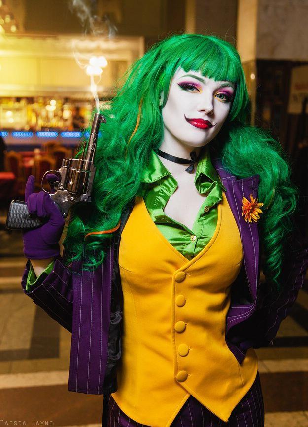 cosplaysleepeatplay:  My upvoted: The joker by Taisia Layne via /r/cosplaygirls http://ift.tt/1PKpz1P