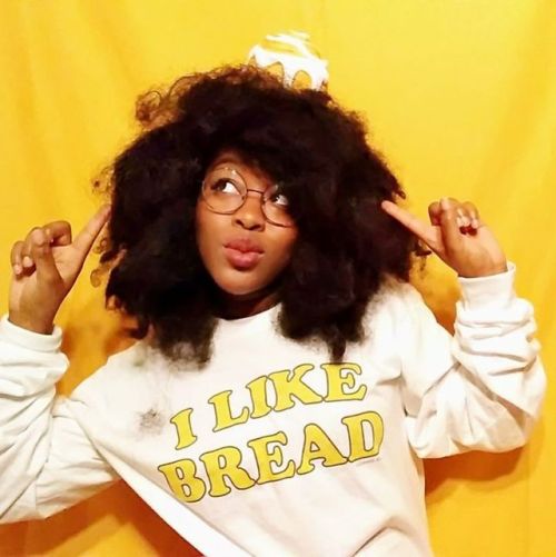 I Like Bread. #abcmagicalgirlgang #adornedbychi #CinnamonBun #MagicalGirl #Bread Shirt by @adornedby