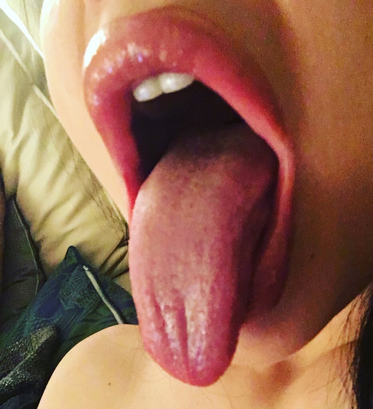 therealalettaoceanxxx:  Fan request 💋