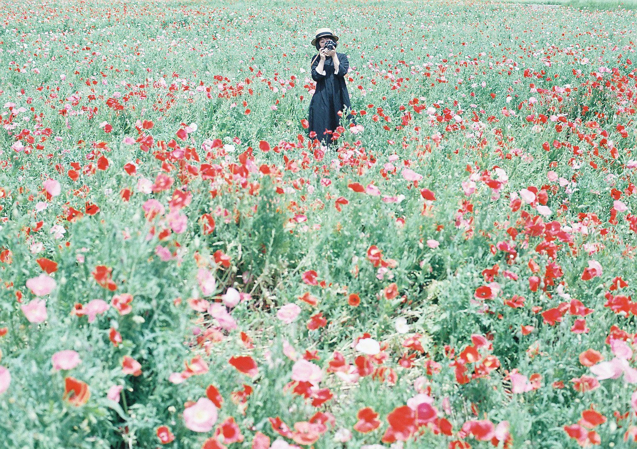 naturaldays: ポピー・ハッピースクエア -1-  ボブに黒いワンピースがお似合いで