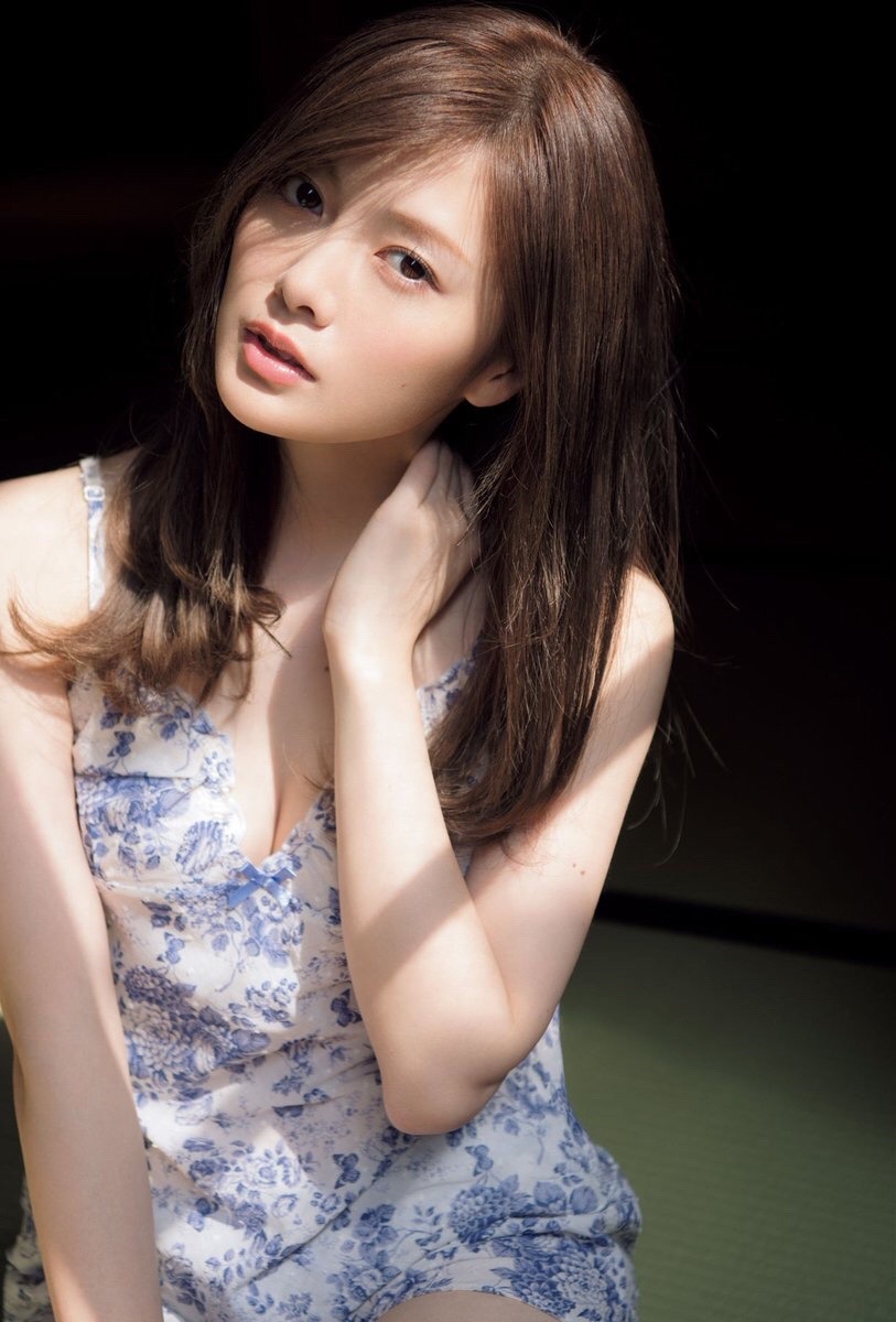 threevallies:白石麻衣