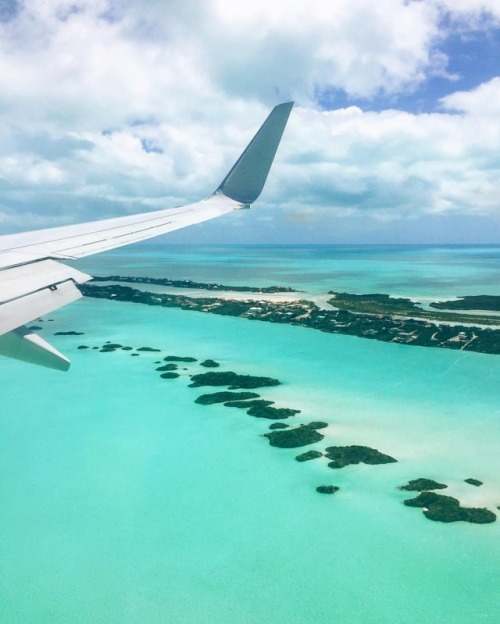 v i e w s#aerial #caribbean #beach #sea #island #paradise #travel #wander #explore #travelnoire #pas