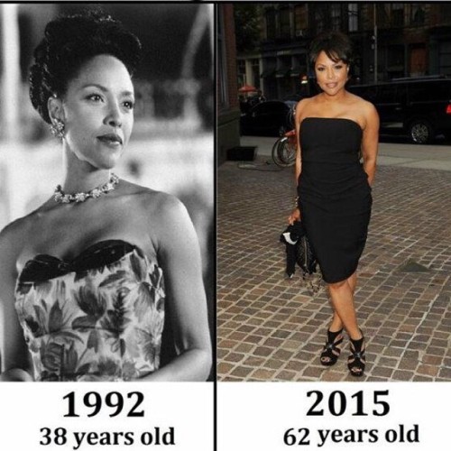 *black don&rsquo;t crack* #LynnWhitfield #2frochicks #healthyskin #blackdontcrack #actress #NoAge #